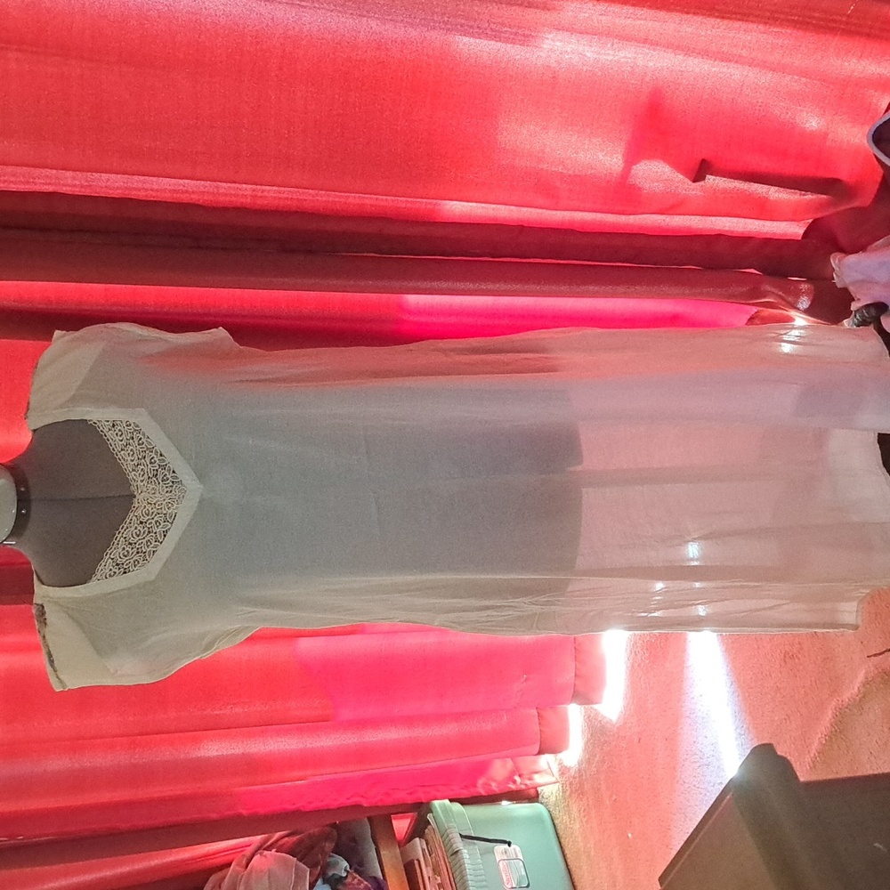 White sleep gown